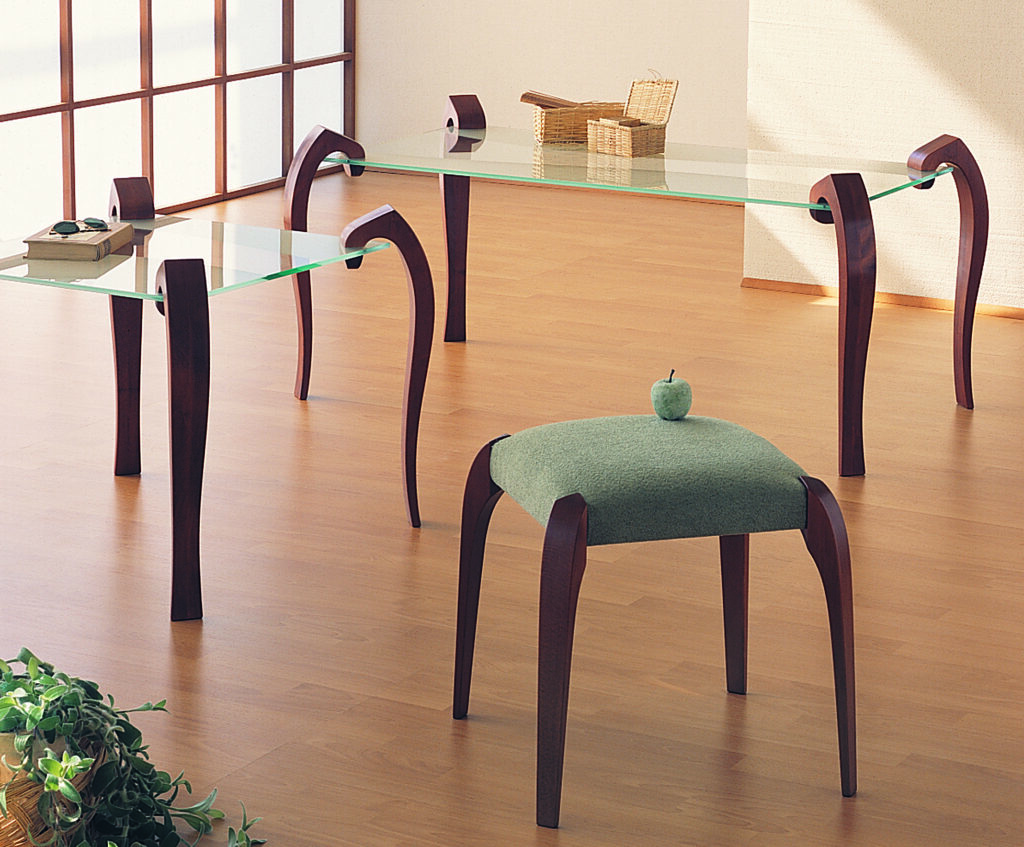 Coffee table Romance